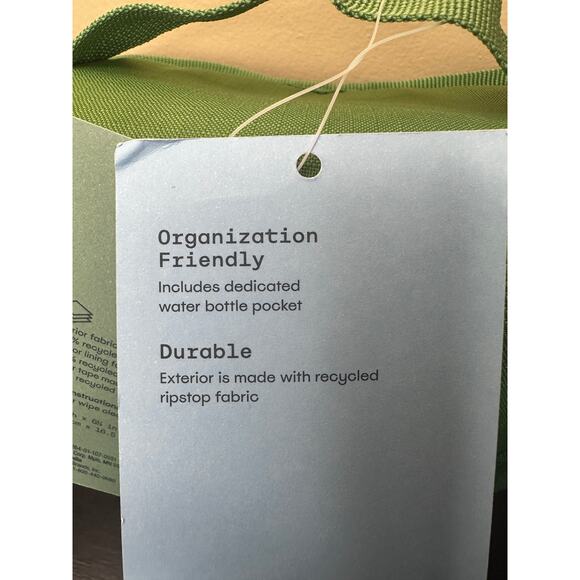 Embark Green Upright Zipper Close Lunch Bag New - Picture 12 of 12